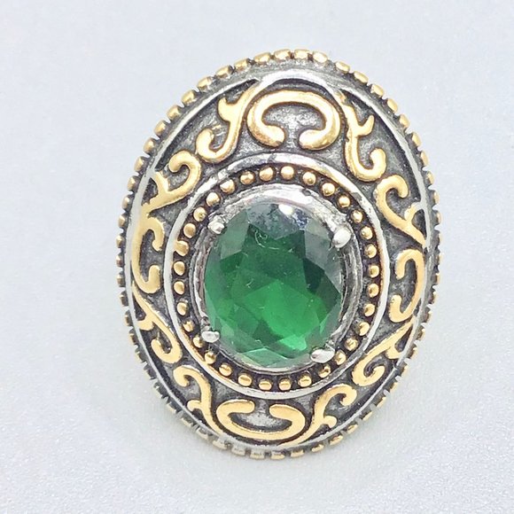 Two Tones Silver & Gold Ring Size 8 Green Glass Stone Ornate Design Oval Shaped - Picture 7 of 12